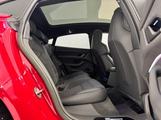 Porsche Taycan 4S 530cv