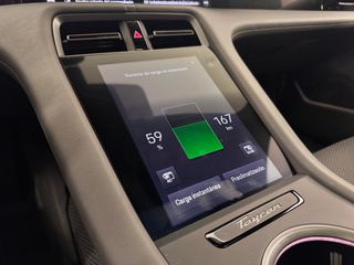 Porsche Taycan 4S 530cv