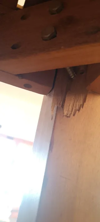 Mesa de madera para terraza o jardín