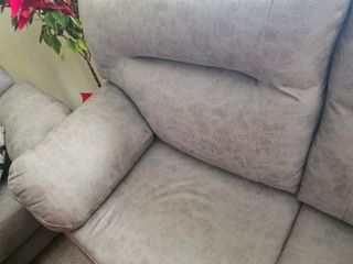 Sofá gris polipiel