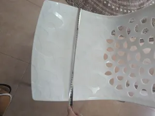 4 Sillas Blancas Diseño.aplilables.polipropileno