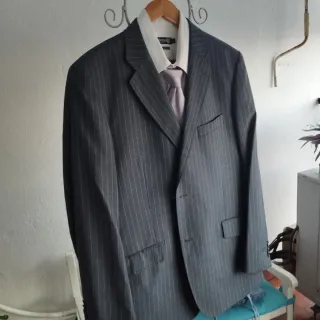 Traje de caballero Formula Joven gris talla 56