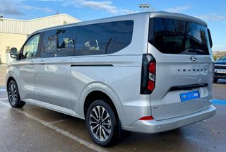 FORD Tourneo Custom 2.5 Duratec PHEV L2 Titanium e
