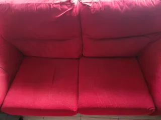 Sofás 3 y 2 plazas rojo. El precio es por los dos