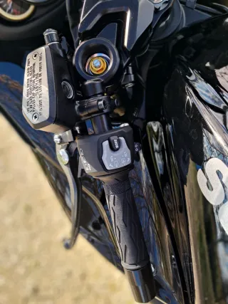 Moto Suzuki Hayabusa 1300