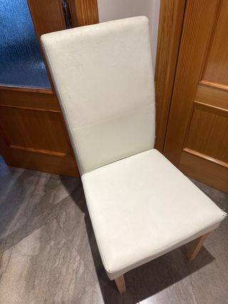 Silla de salón beige polipiel