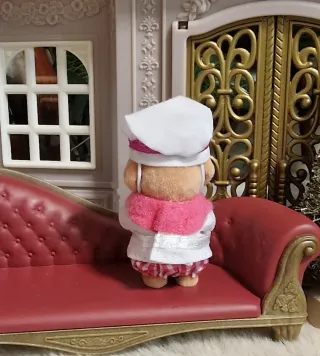 Sylvanian Families Bebé Panadero caniche