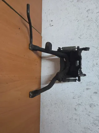 Caballete central Gilera Runner 49