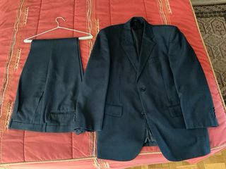 Traje de caballero azul y marrón