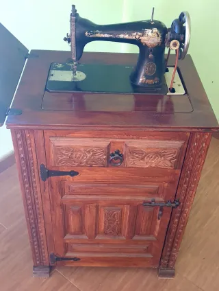 MAQUINA DE COSER SIGMA.