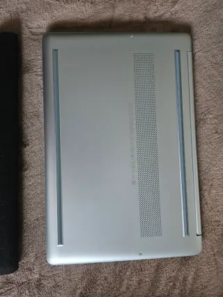 Portátil HP Plata y Negro