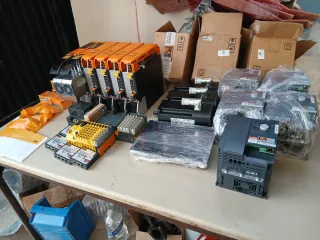 B&R Autómatas, Variadores y Motores