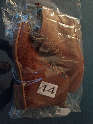 Botas de piel marrón talla 44 sin estrenar