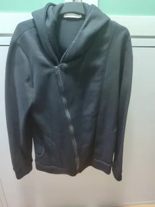 Chaqueta negra entretiempo cremallera