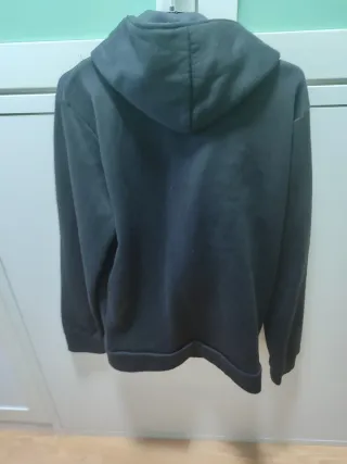 Chaqueta negra entretiempo cremallera