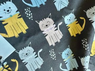 Sciarpa Andrea Cool con gatti in viscosa