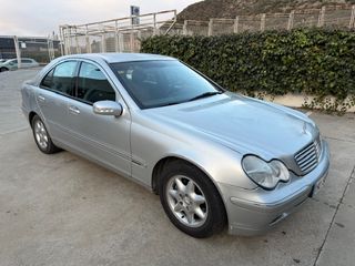 Mercedes-Benz Clase C 220 Cdi