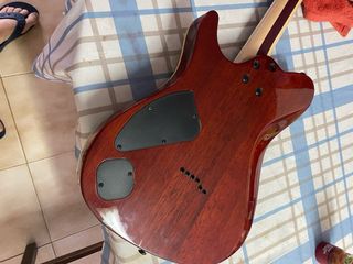 Guitarra Eléctrica Ibanez