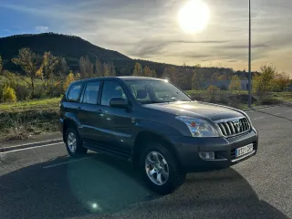 Toyota Land Cruiser 2004