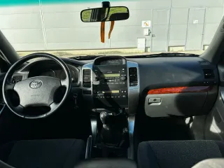 Toyota Land Cruiser 2004