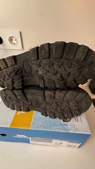 Botas nieve Tresspass niño/a T.37 nuevas
