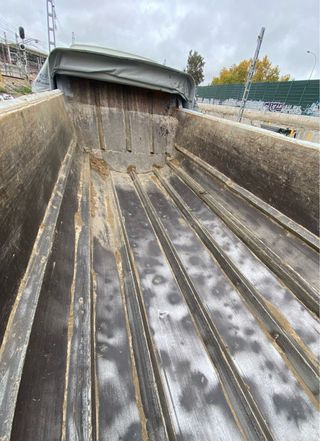 Semirremolque volquete Fruehauf bañera