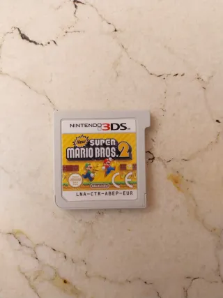 Nintendo 2DS Blanca y Roja