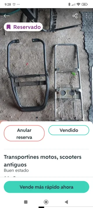 Transportín para Vespino.en la foto el negro de la