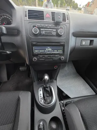 Volkswagen Touran 2012