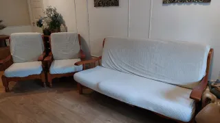 Sofá y 2 butacas de pino