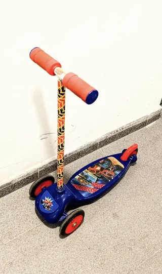 Patín infantil 3 ruedas