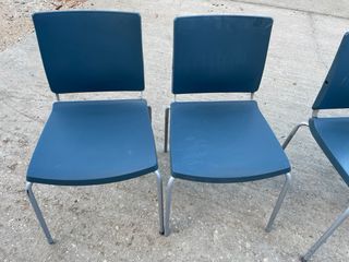 Lote de 5 Sillas Azules y Plateadas