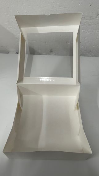 Caja blanca para tartas con ventana