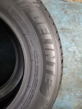2 Neumáticos  175/70 R13 Delinte
