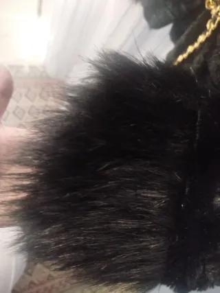 Abrigo con cinturón,pelo cuello y mangas