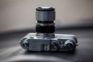 Leica II F con Canon 50mm f/2.8