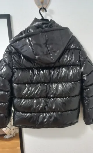 Cazadora acolchada negra mujer