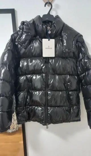 Cazadora acolchada negra mujer