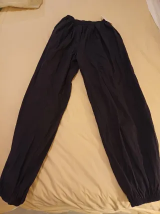 Pantalón bombacho negro