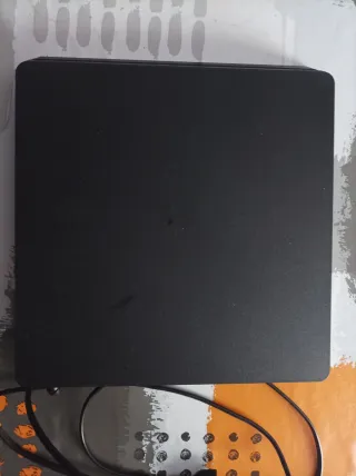 PS4 + Mando + 25Juegos