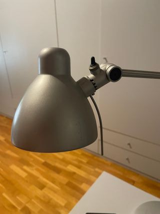 Flexo de escritorio metálico plateado