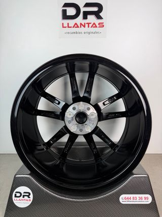 LLANTA VW PRETORIA 18” ORIGINAL COLOR NEGRO