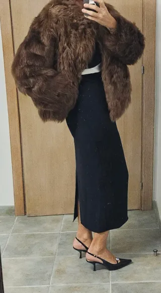 Abrigo de piel marrón