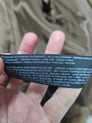 Abrigo de piel marrón