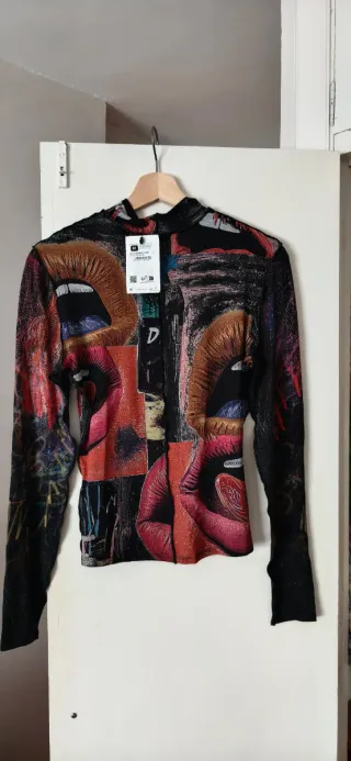 Camiseta Desigual manga larga nueva