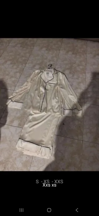 Pijama Satén Beige Talla Xs-XXS