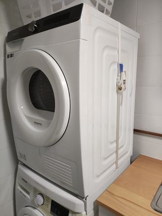 Secadora Samsung 8kg Serie 50 + base lavadora