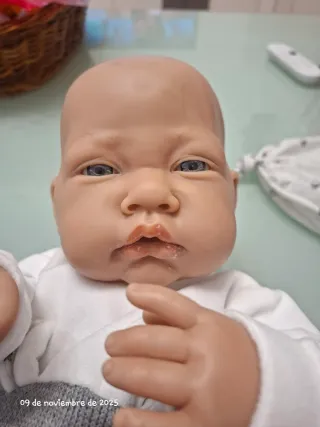 Muñeco Antonio Juan con traje Arias