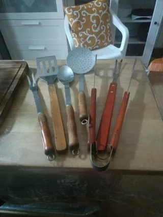 Set Utensili Barbecue Legno e Metallo