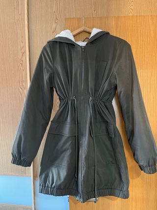 Abrigo premamá y porteo Mamalicious verde